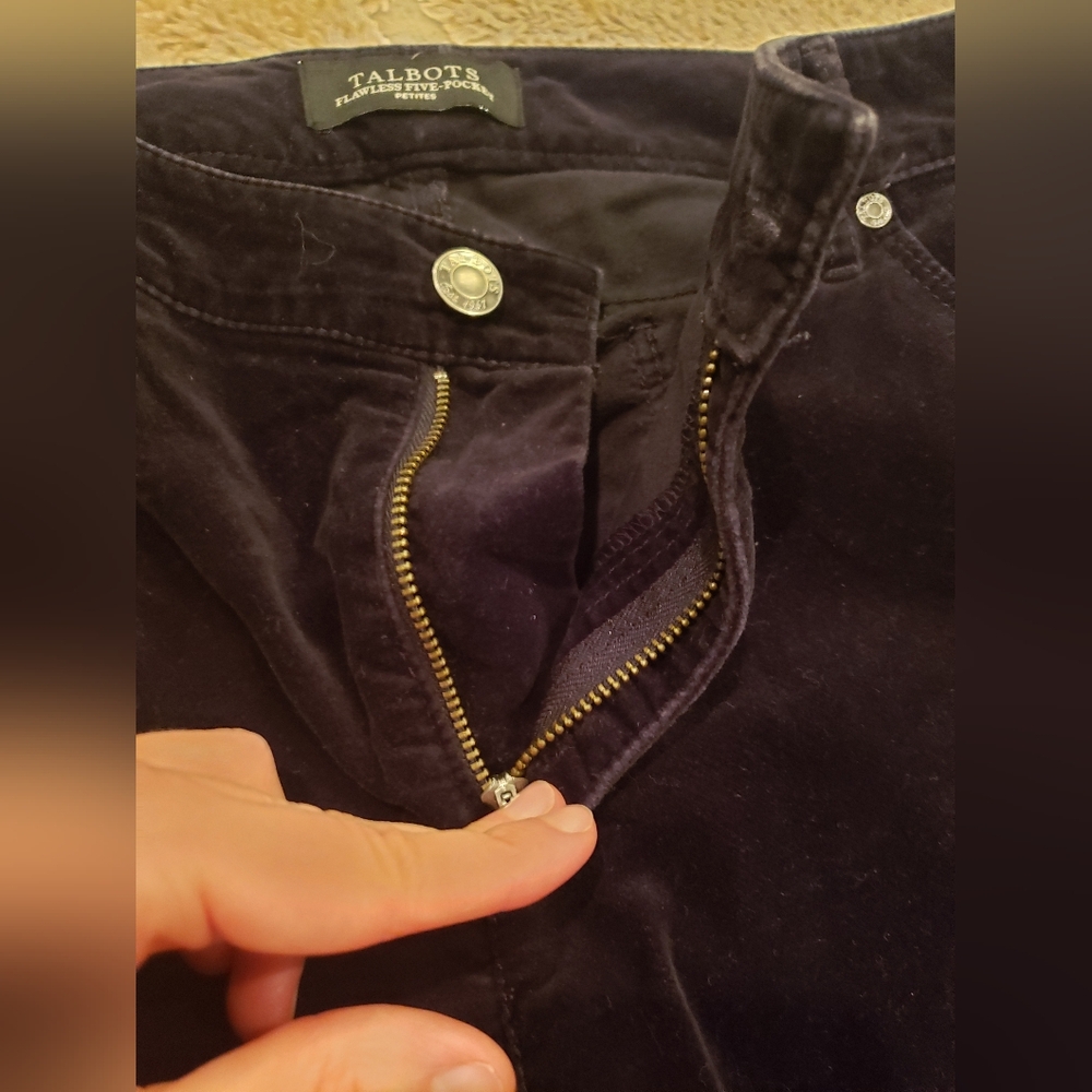 Talbots Flawless Five Pocket Black Velvety Pants Women's Size 14P Straight Leg - Picture 3 of 13